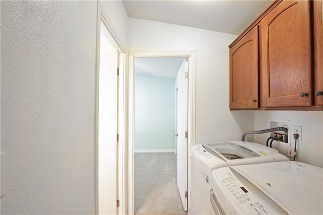 Building Photo - 17825 Bear Valley Ln