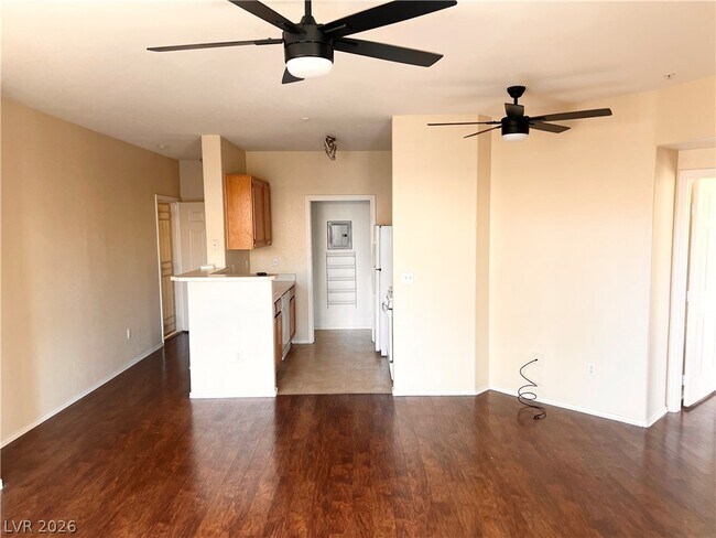 Building Photo - 7135 S Durango Dr