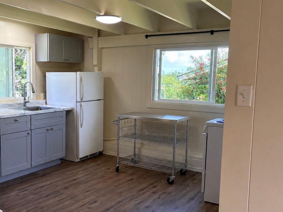 Kitchen Area - 2842 Old Haleakala Hwy