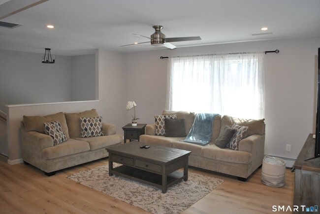 Building Photo - 3 Bostwick Pl