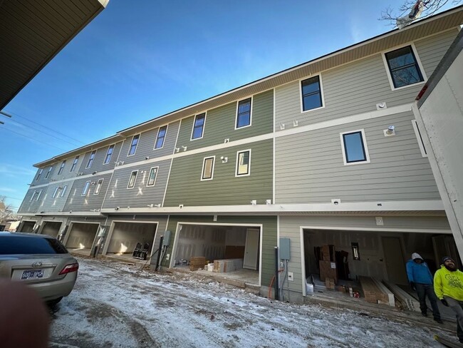 Building Photo - **COMING SOON**601 Southgate Ave, Nashvill...