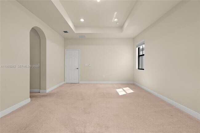 Building Photo - 10021 NW 87th Terrace