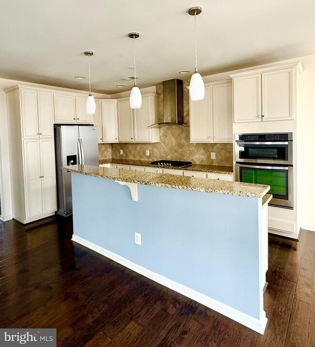 Building Photo - 23479 Buckland Farm Terrace