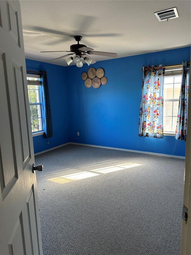 Building Photo - 3200 Peruga Ln