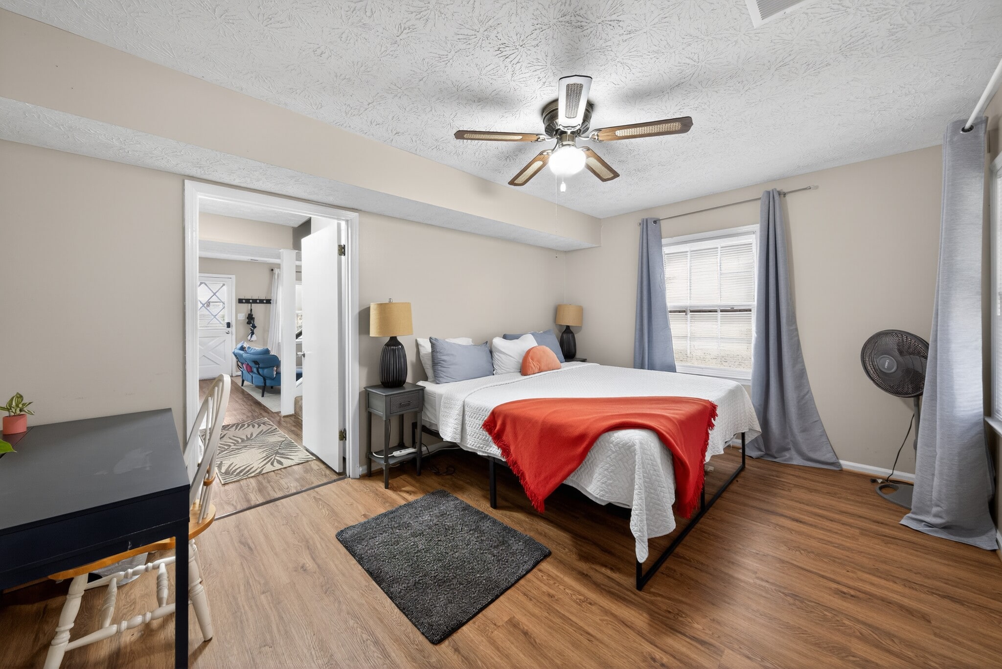 Building Photo - 534 Oak Meadow Ln