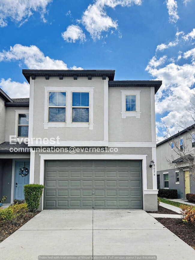 Building Photo - Limited Time Special Offer / 3 Bed, 2.5 Bath Townhome with Garage / Pet-Friendly / Vouchers Accep...