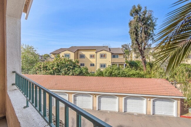 Building Photo - Extremely private and modern gated complex...