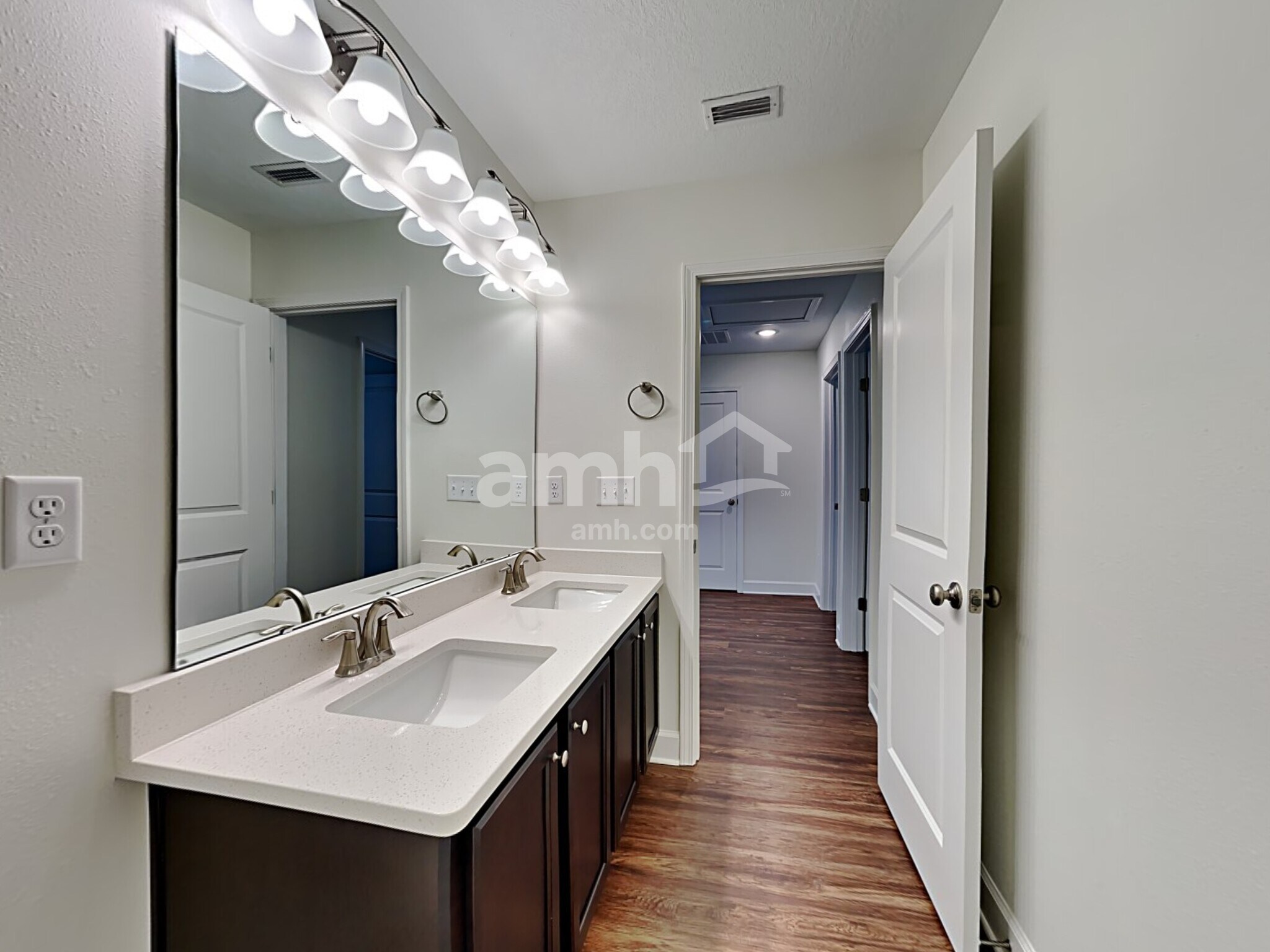 Building Photo - 12295 Sapp Rd