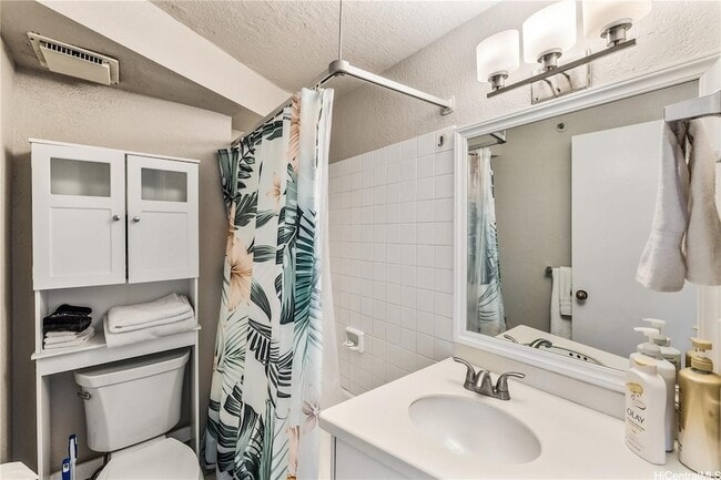 Building Photo - 444 Niu St
