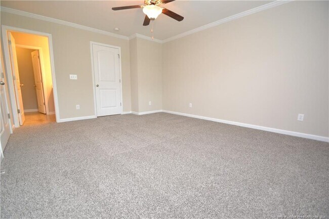 Building Photo - 327 Dove Cottage Ln