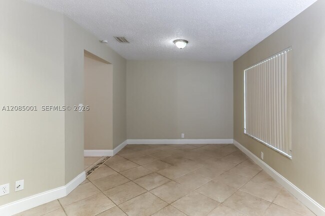Building Photo - 1153 SW 25th Ave