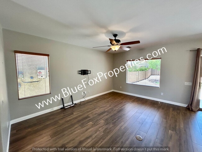 Building Photo - 10412 E Capercaillie St