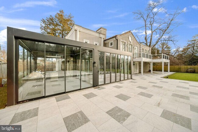 Building Photo - 5306 Bradley Blvd