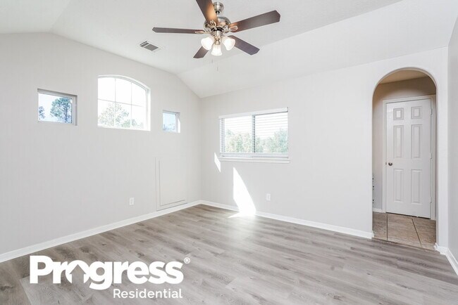 Building Photo - 6206 Lovage Ave