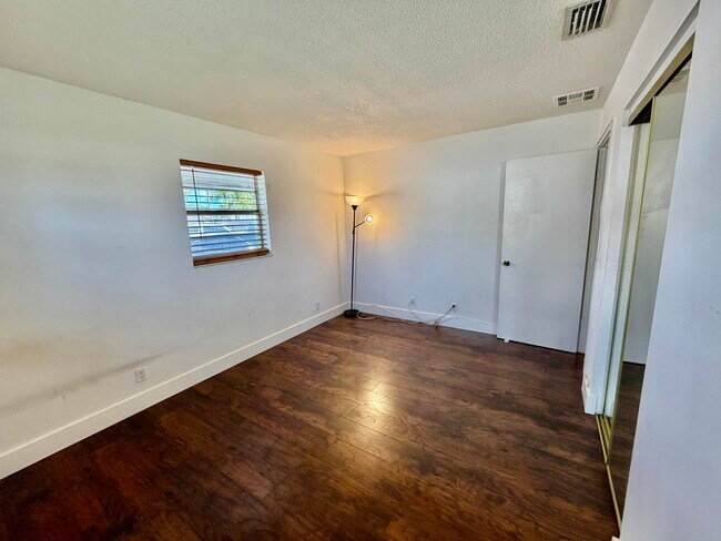 Building Photo - 2821 Duke Ln