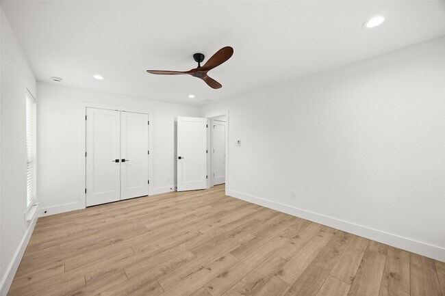 Building Photo - 2116 Trellis Pl
