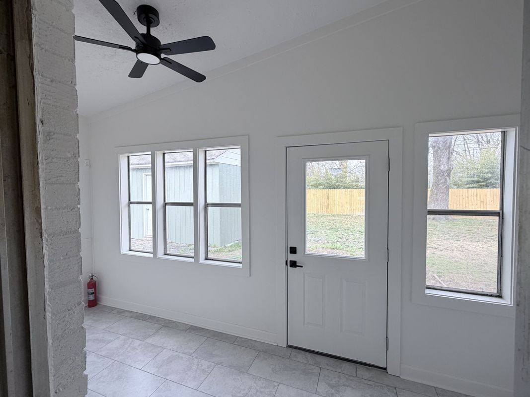 Building Photo - 5136 Warfield Dr