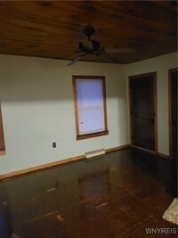 Building Photo - 267 Crestwood Ave