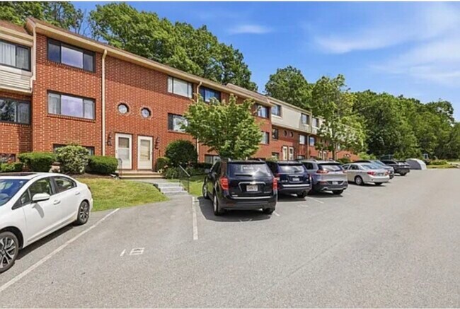 Building Photo - 87 Sterling Ln