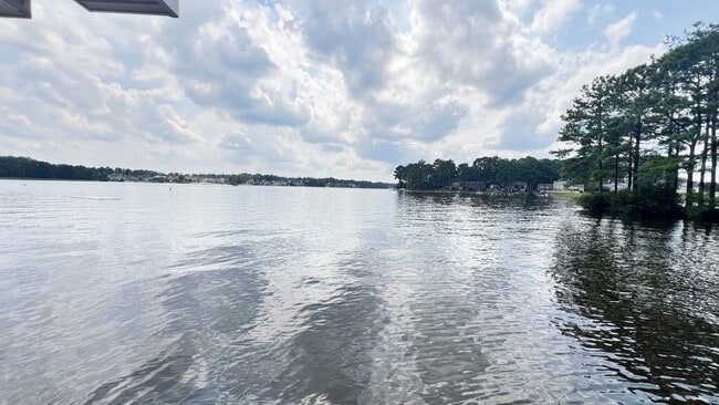 Building Photo - 159 Starboard Bay