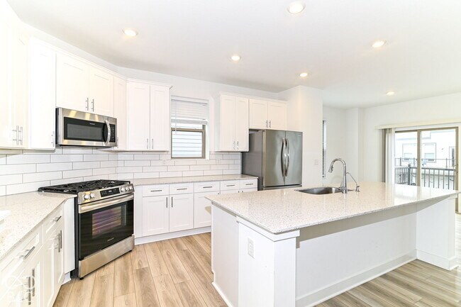Building Photo - 13447 E 134th St