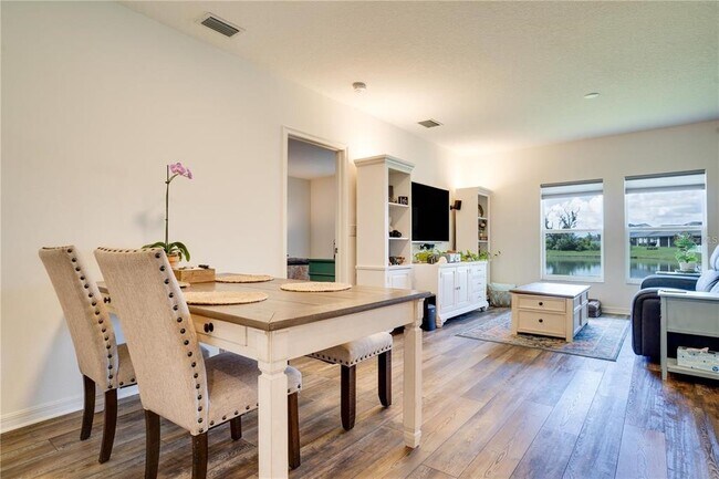 Building Photo - 4840 Reisswood Lp