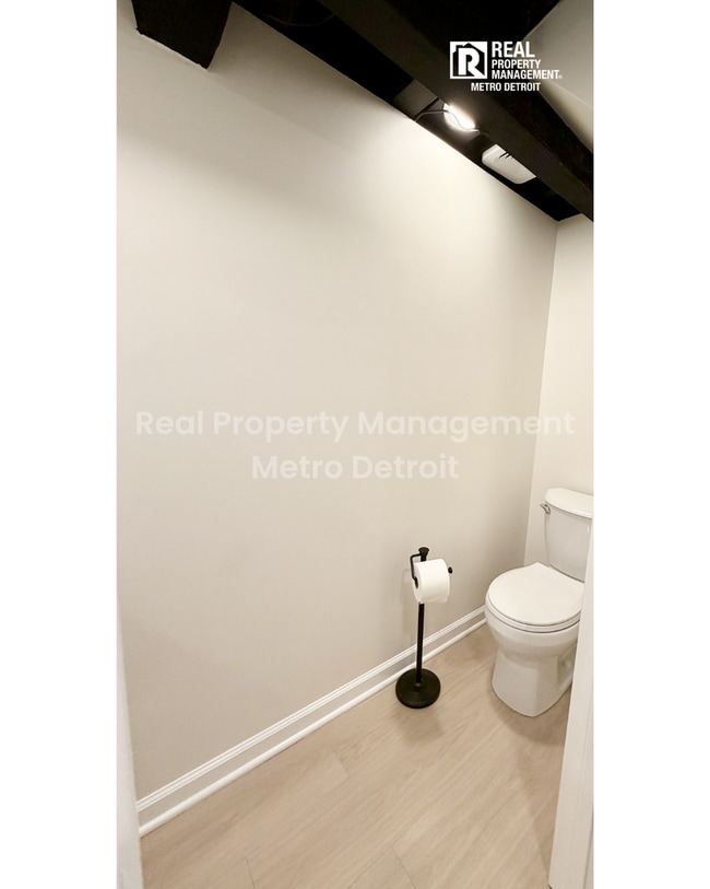 Building Photo - SUMMER SAVINGS FOR YOUR NEW HOME