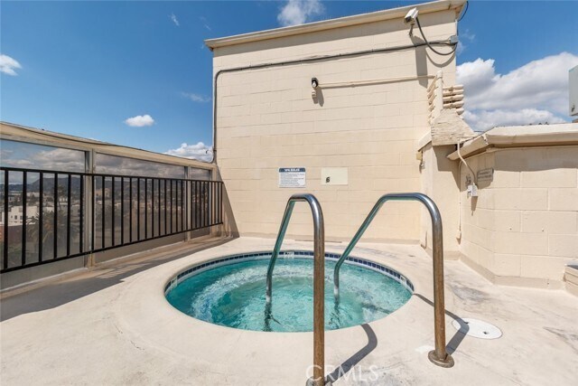 Building Photo - 421 La Fayette Park Pl