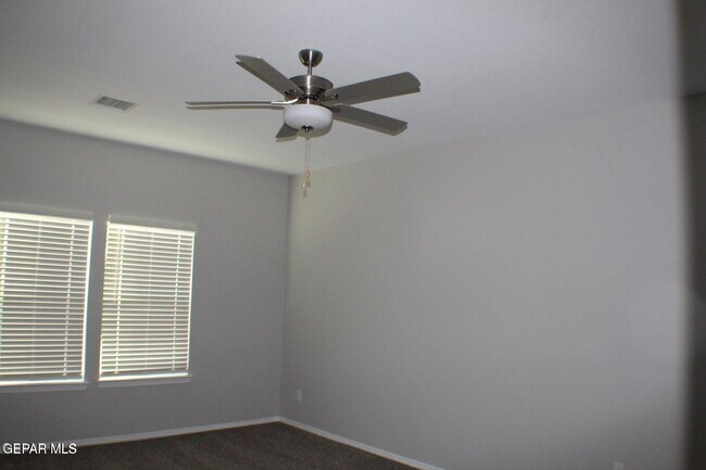 Building Photo - 1014 Rebeca Wy