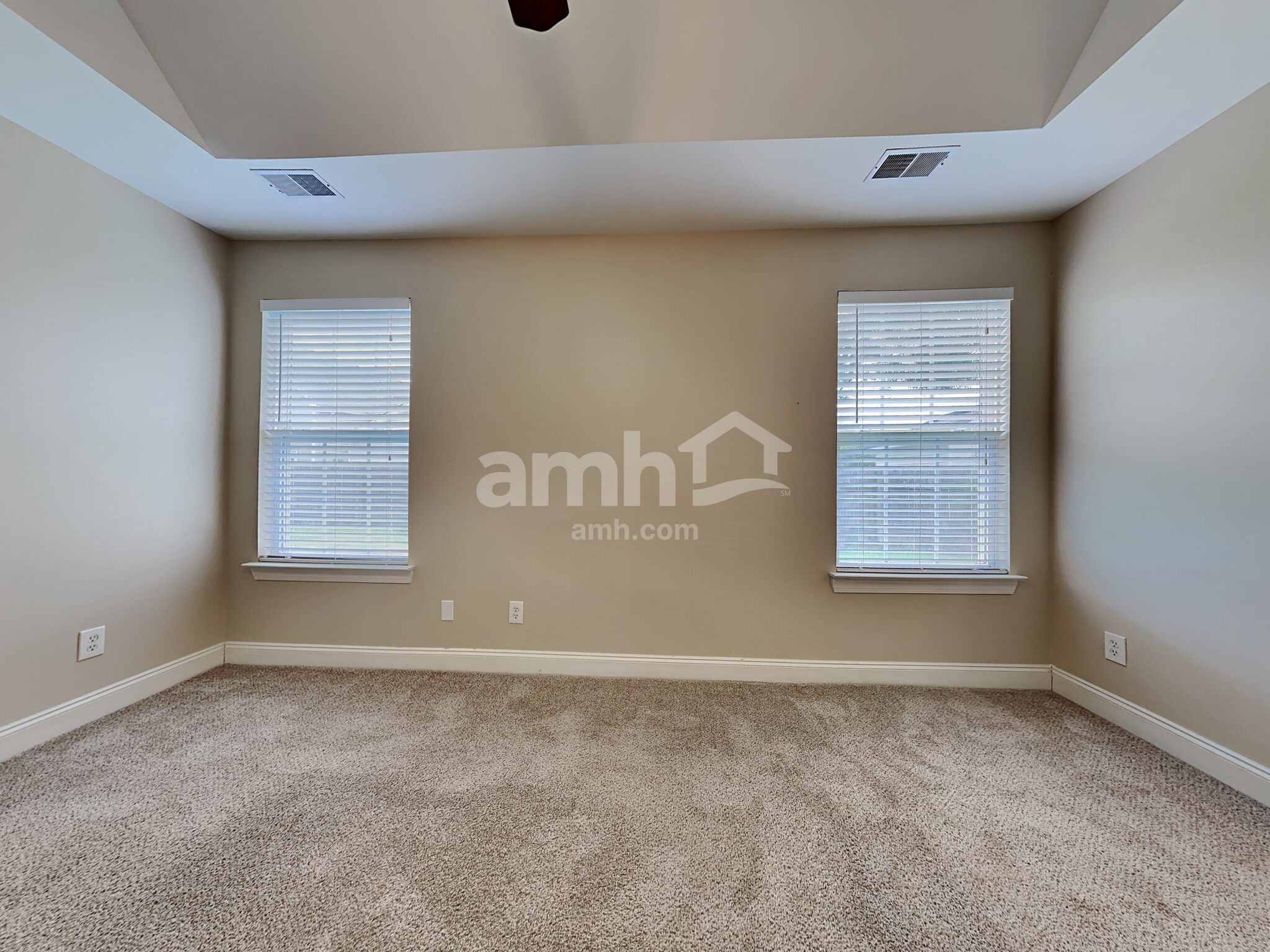 Building Photo - 415 Equinox Cir
