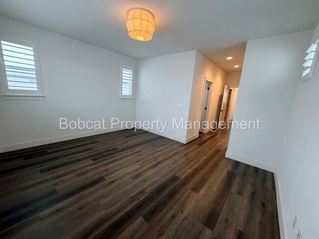 Building Photo - Modern Lock-and-Leave Living in the Heart of Carson City