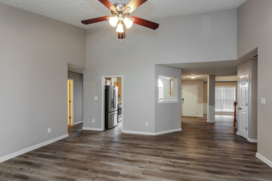 Building Photo - 1292 Poison Oak Ct SE