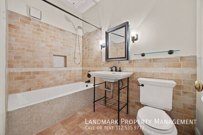 Building Photo - 2309 Commonwealth-#G
