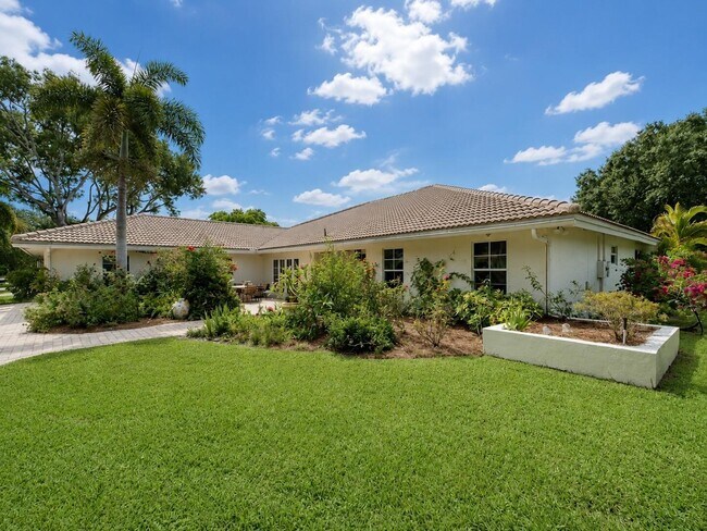 Building Photo - 2908 Banyan Blvd Cir NW