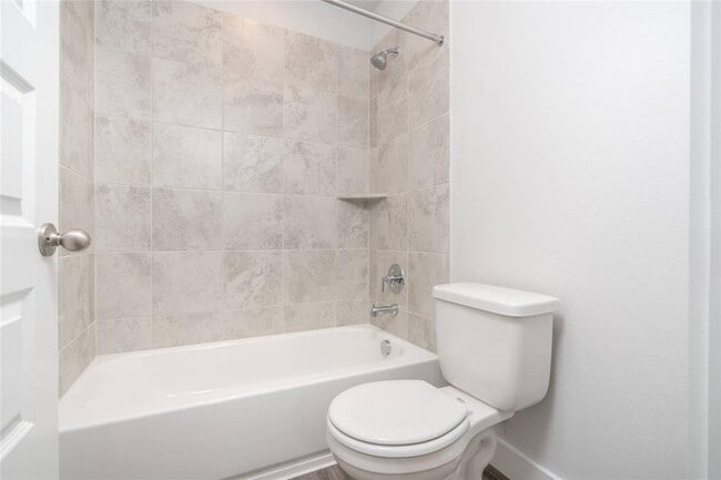 Building Photo - 7213 Harmony Shoals Bnd