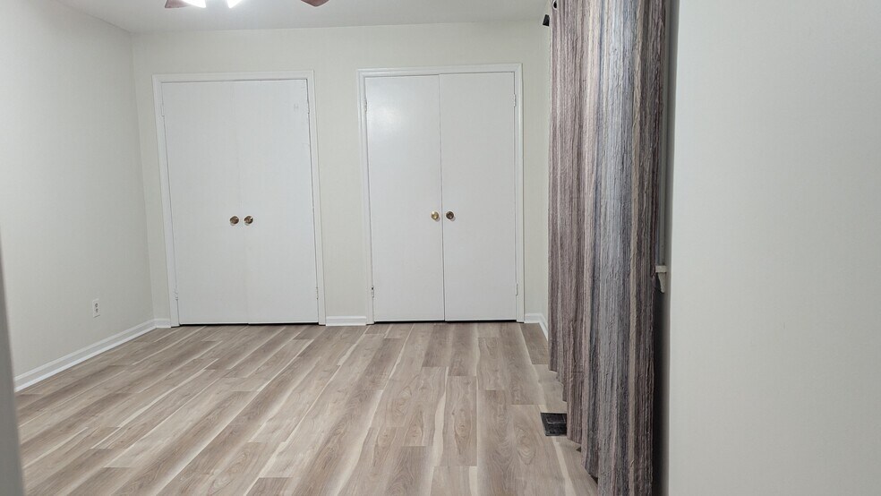 Master Bedroom - 7413 Edenwood Ln