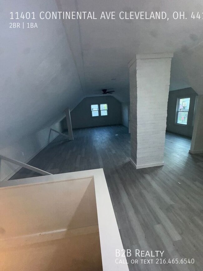 Building Photo - 11401 Continental Ave