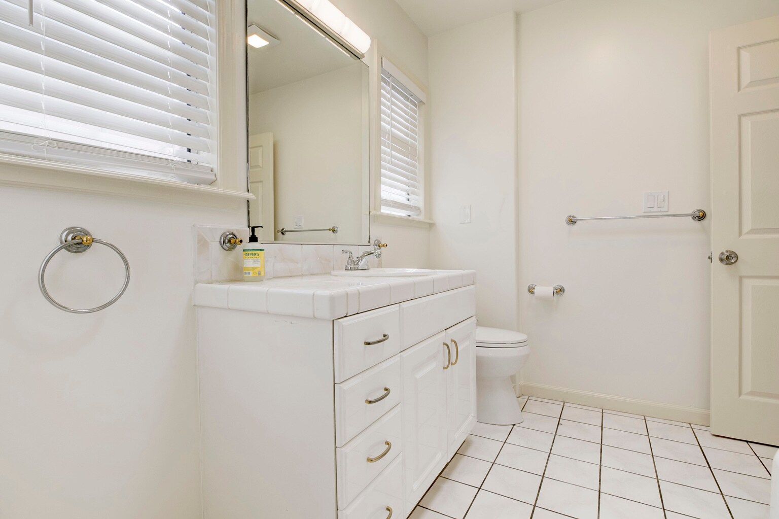 Building Photo - 5709 Beck Ave