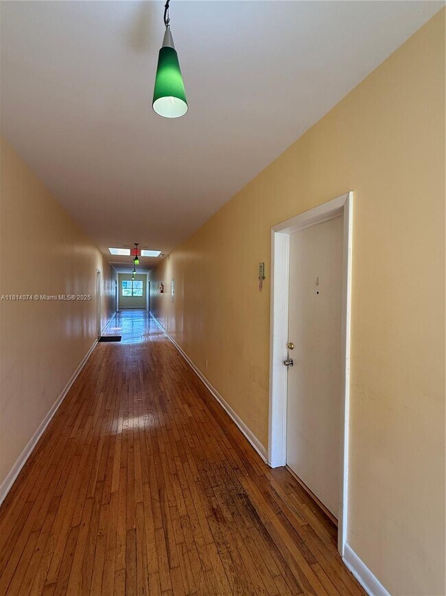 Building Photo - 4215 Sheridan Ave