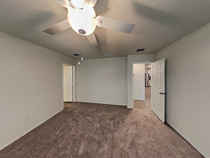 Building Photo - 4517 Greenham Ln.