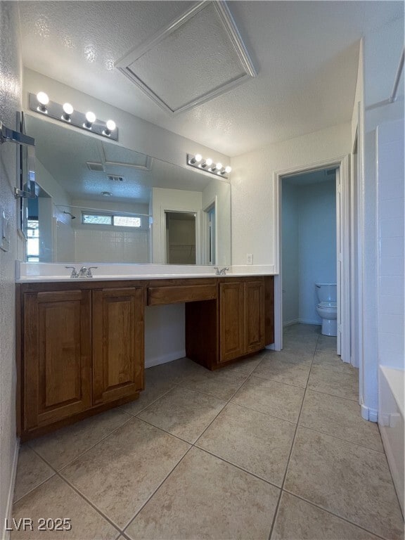 Building Photo - 10571 Mann St