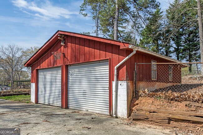 Building Photo - 2064 Gober Ave SE