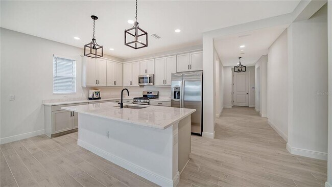 Building Photo - 8168 Sternway Rd
