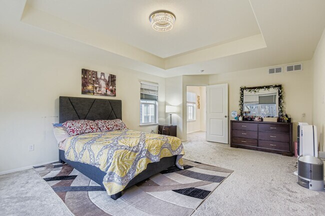 Building Photo - 3103 Jonquil St