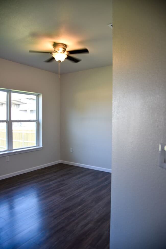 Building Photo - 3/2/2 New Build Duplex