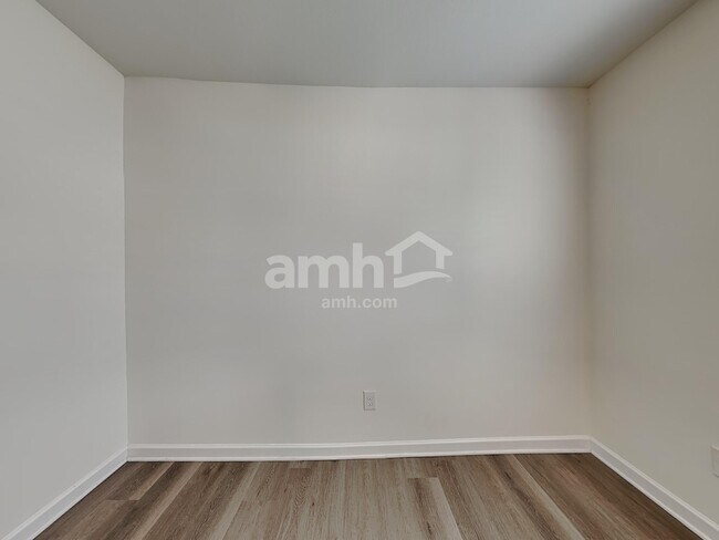 Building Photo - 4159 Field Crossing Dr