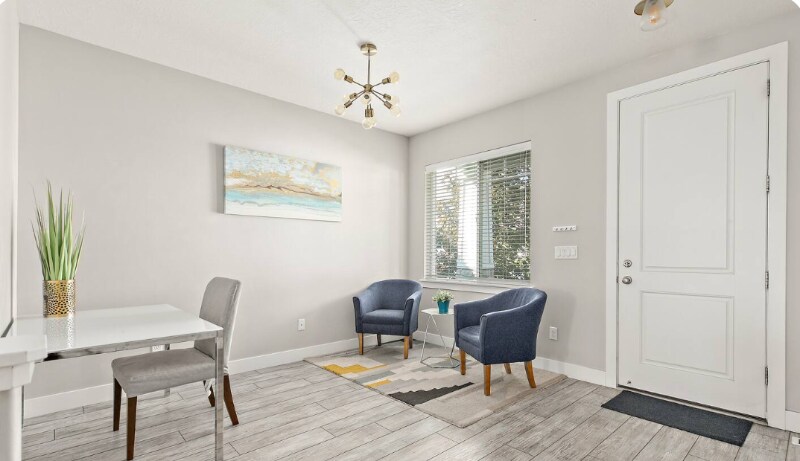 Building Photo - 9721 Fira Ln