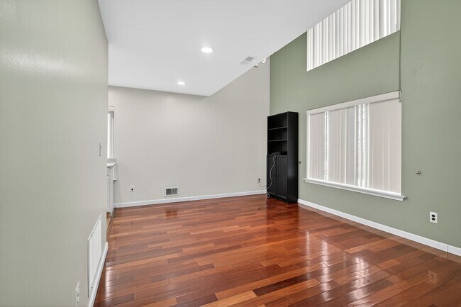 Building Photo - 34 Jeffrey Cir