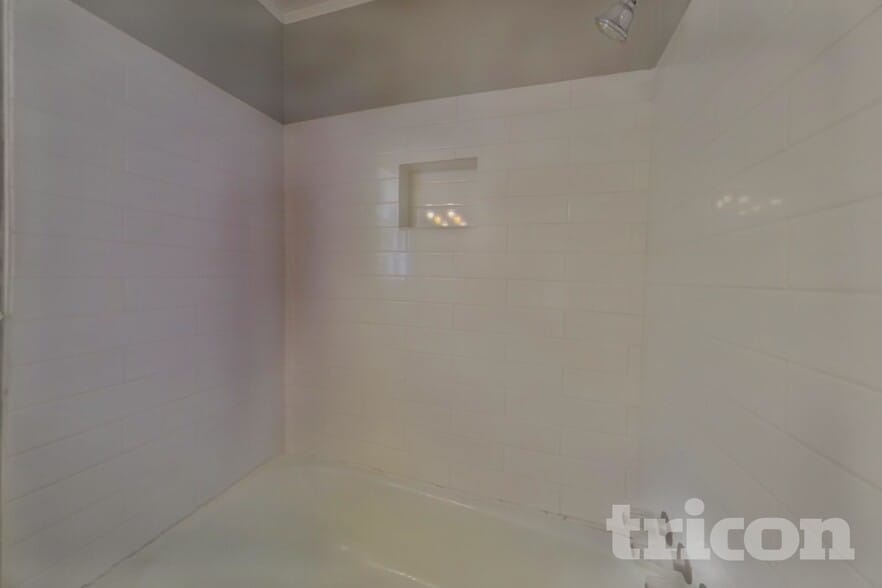 Building Photo - 4809 Glenwhite Dr
