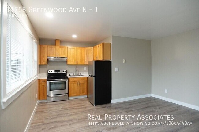 Building Photo - 11758 Greenwood Ave N